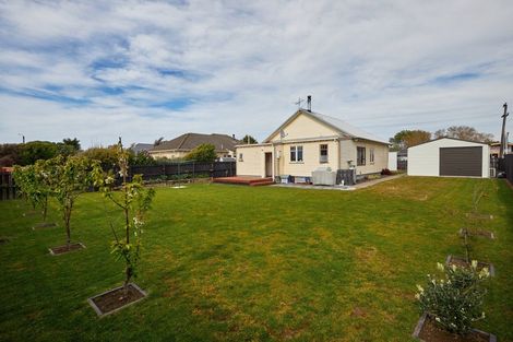 Photo of property in 16 Beach Road, Kaikoura, 7300