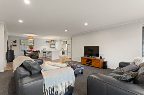 Photo of property in 22 Calluna Crescent, Mosgiel, 9024
