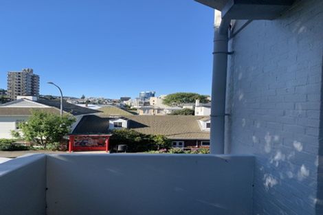 Photo of property in Blythswood Flats, 6/3 Aro Street, Aro Valley, Wellington, 6021