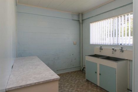 Photo of property in 6 Brookes Street, Inglewood, 4330