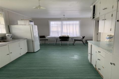 Photo of property in 145 Miranda Street, Stratford, 4332