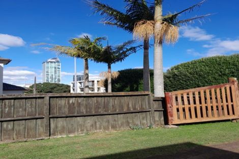 Photo of property in 17 The Terrace, Takapuna, Auckland, 0622