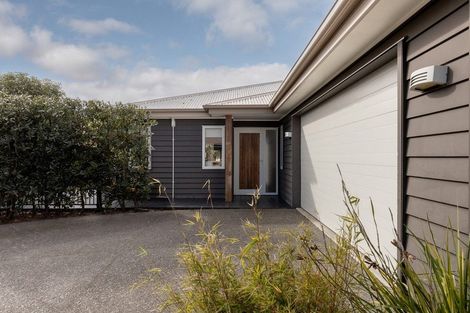 Photo of property in 1 Kokihi Close, Papamoa Beach, Papamoa, 3118