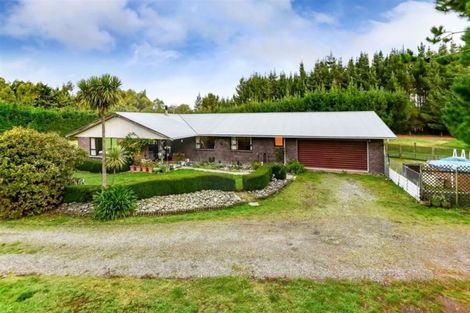 Photo of property in 7 Scarlett Oak Drive, West Melton, Christchurch, 7671