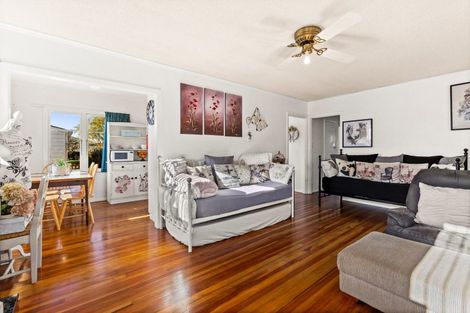Photo of property in 5 Laws Place, Pirimai, Napier, 4112