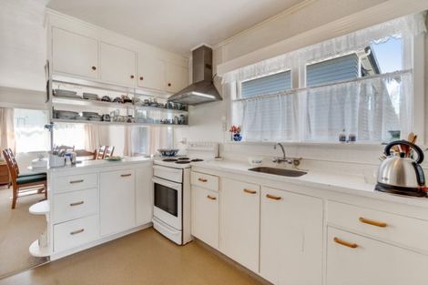 Photo of property in 16 Beaumont Street, Hamilton East, Hamilton, 3216