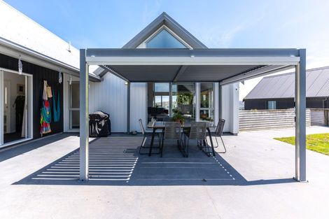 Photo of property in 42 Tea Tree Lane, Woodridge, Wellington, 6037