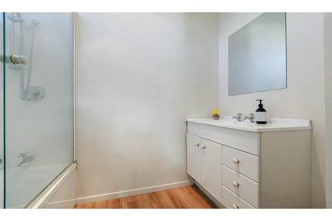 Photo of property in 102 Randolph Street, Woolston, Christchurch, 8062