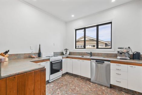 Photo of property in 191 High Street, Oxford, 7430