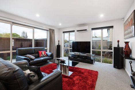 Photo of property in 74a Packe Street, Edgeware, Christchurch, 8013