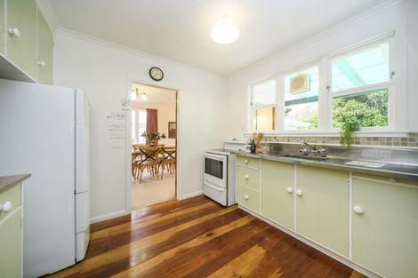 Photo of property in 7 Ruha Street, West End, Palmerston North, 4412