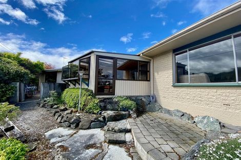 Photo of property in 1 Riverview Lane, Balclutha, 9230