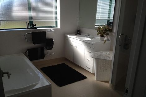 Photo of property in 93 Parklands Avenue, Bell Block, New Plymouth, 4312