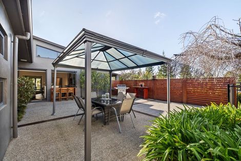 Photo of property in 5/454 Stoney Creek Road, Kelvin Grove, Palmerston North, 4470