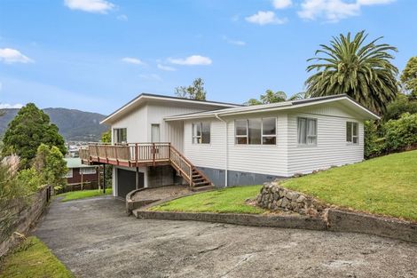 Photo of property in 53 Wright Street, Wainuiomata, Lower Hutt, 5014