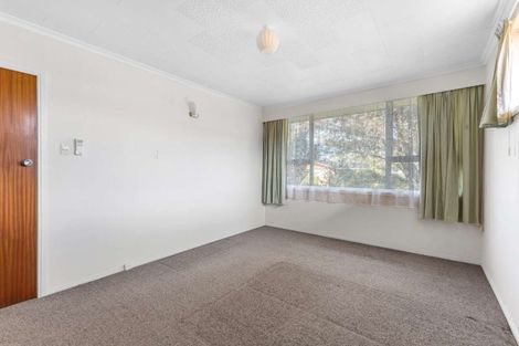 Photo of property in 39 Nevada Drive, Merrilands, New Plymouth, 4312