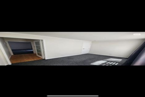 Photo of property in 2/228 East Coast Road, Forrest Hill, Auckland, 0620