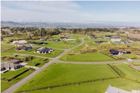 Photo of property in 2 Paterson Lane, Kelvin Grove, 4470