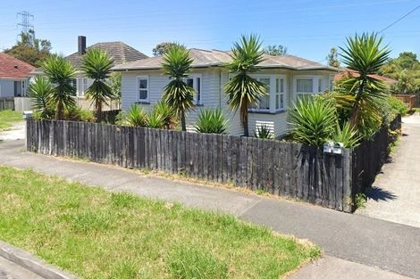 Photo of property in 24 Miranda Street, Avondale, Auckland, 0600
