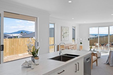 Photo of property in 16 Kohekohe Drive, Owhata, Rotorua, 3010