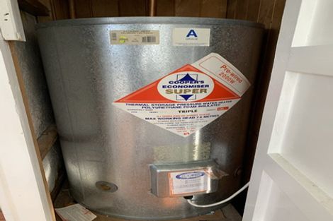 Photo of property in 180 College Street, Awapuni, Palmerston North, 4412