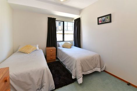 Photo of property in 6 Crown Road, Tindalls Beach, Whangaparaoa, 0930