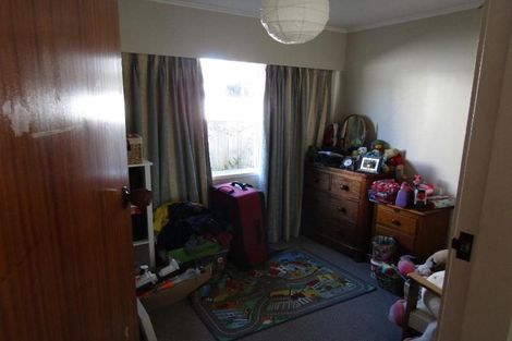 Photo of property in 69 Tamatea Road, Taupo, 3330