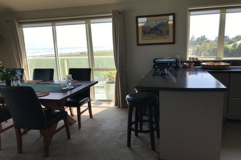 Photo of property in 33 Beach Street, Hokitika, 7810