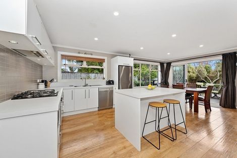 Photo of property in 16 Mcdowall Place, Queenwood, Hamilton, 3210