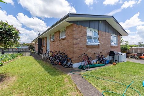 Photo of property in 2/2 Oak Street, Morrinsville, 3300