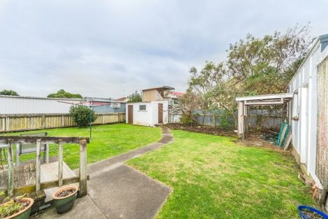 Photo of property in 6 Kawatiri Avenue, Gonville, Whanganui, 4501