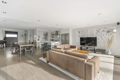 Photo of property in 209 Karaka Nth Road, Karaka, Papakura, 2580