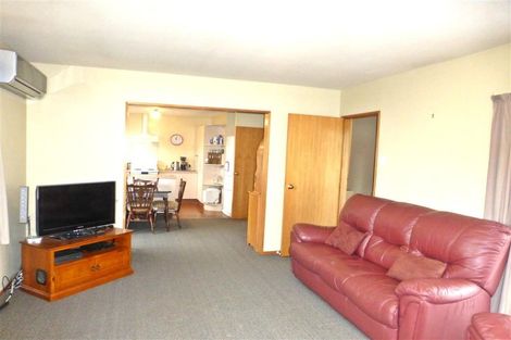 Photo of property in 2/47 Santa Rosa Avenue, Halswell, Christchurch, 8025