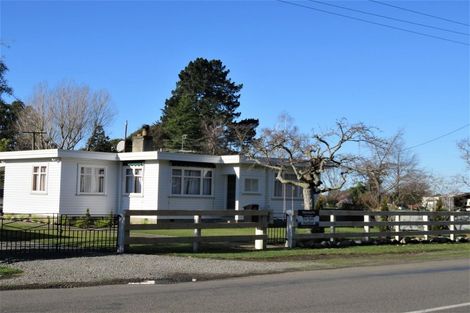 Photo of property in 16 Golf Links Road, Rangiora, 7473