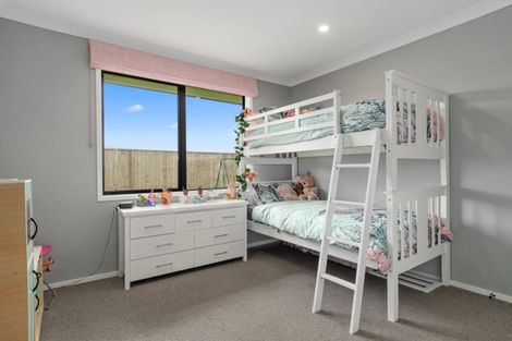 Photo of property in 19 Wairere Rise, Omokoroa, 3114