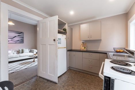 Photo of property in 10 Cashel Street, South Dunedin, Dunedin, 9012