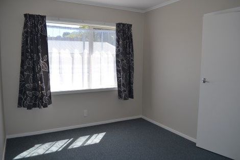Photo of property in 36 Cypress Drive, Maungaraki, Lower Hutt, 5010