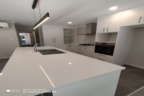 Photo of property in 28 Combat Street, Papakura, 2110