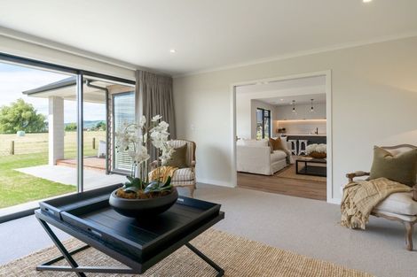 Photo of property in 60 Orua Crescent, Leamington, Cambridge, 3432