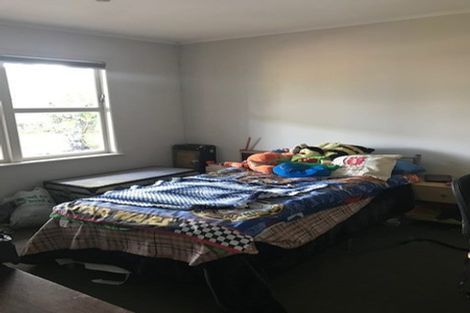 Photo of property in 145 Hutchinsons Road, Bucklands Beach, Auckland, 2014