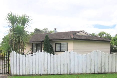 Photo of property in 11 Silverstone Place, Henderson, Auckland, 0612