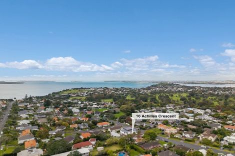 Photo of property in 16 Achilles Crescent, Narrow Neck, Auckland, 0624
