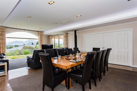 Photo of property in 2 Sams Place, Lake Tekapo, 7999