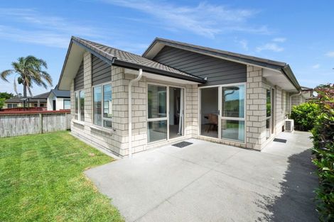 Photo of property in 8a Cannell Farm Drive, Te Puke, 3119