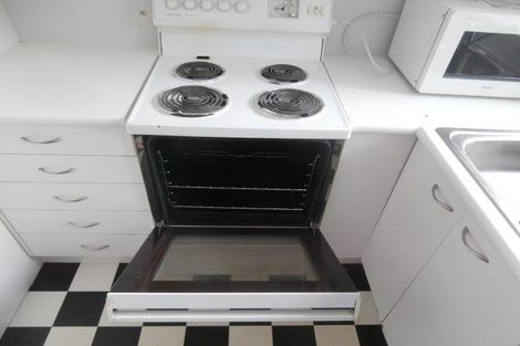 Photo of property in 2/238 Edgeware Road, Edgeware, Christchurch, 8013