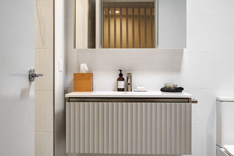 Photo of property in 9 Golden Fall Road, Hobsonville, 0616