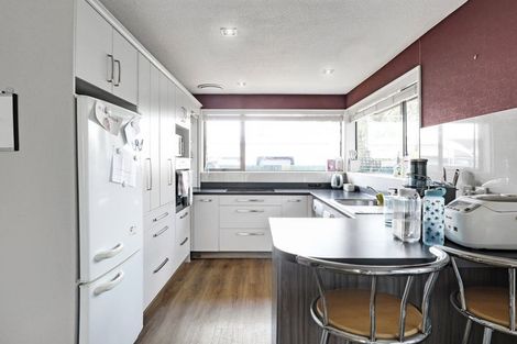 Photo of property in 2/14 Momorangi Crescent, Redwood, Christchurch, 8051