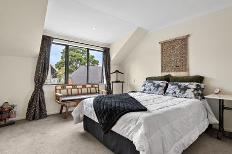 Photo of property in 30 Futuna Close, Karori, Wellington, 6012