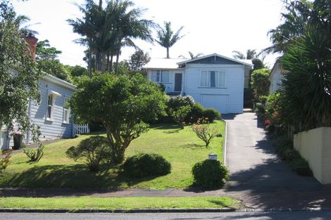 Photo of property in 27 Clifton Road, Herne Bay, Auckland, 1011