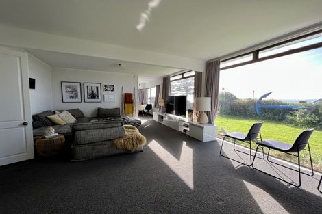 Photo of property in 24 The Esplanade, Eastern Beach, Auckland, 2012